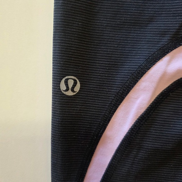 Lululemon Black Striped Crop Leggings Pink Waistband Activewear Womens - Picture 3 of 5